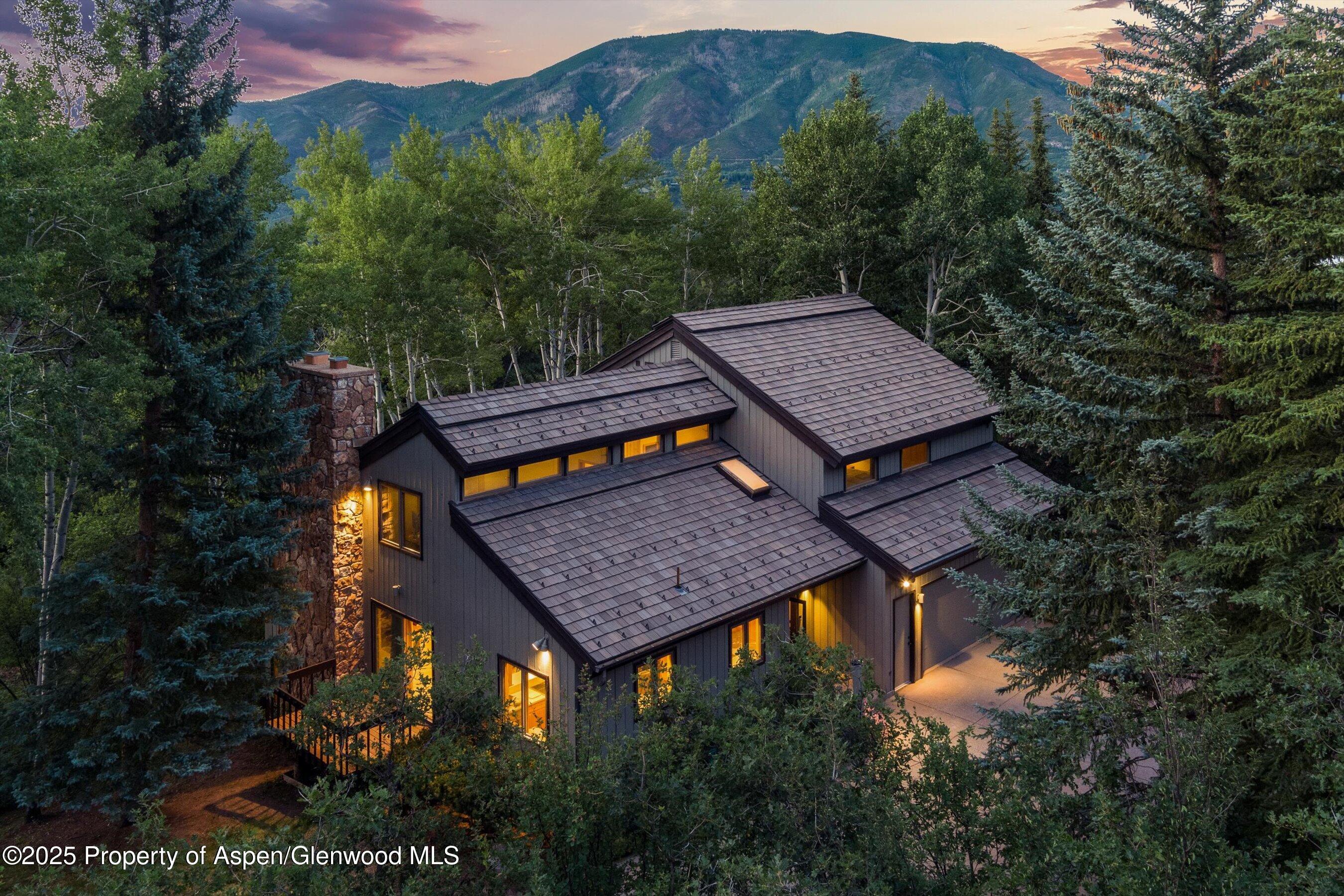28 Larkspur Lane