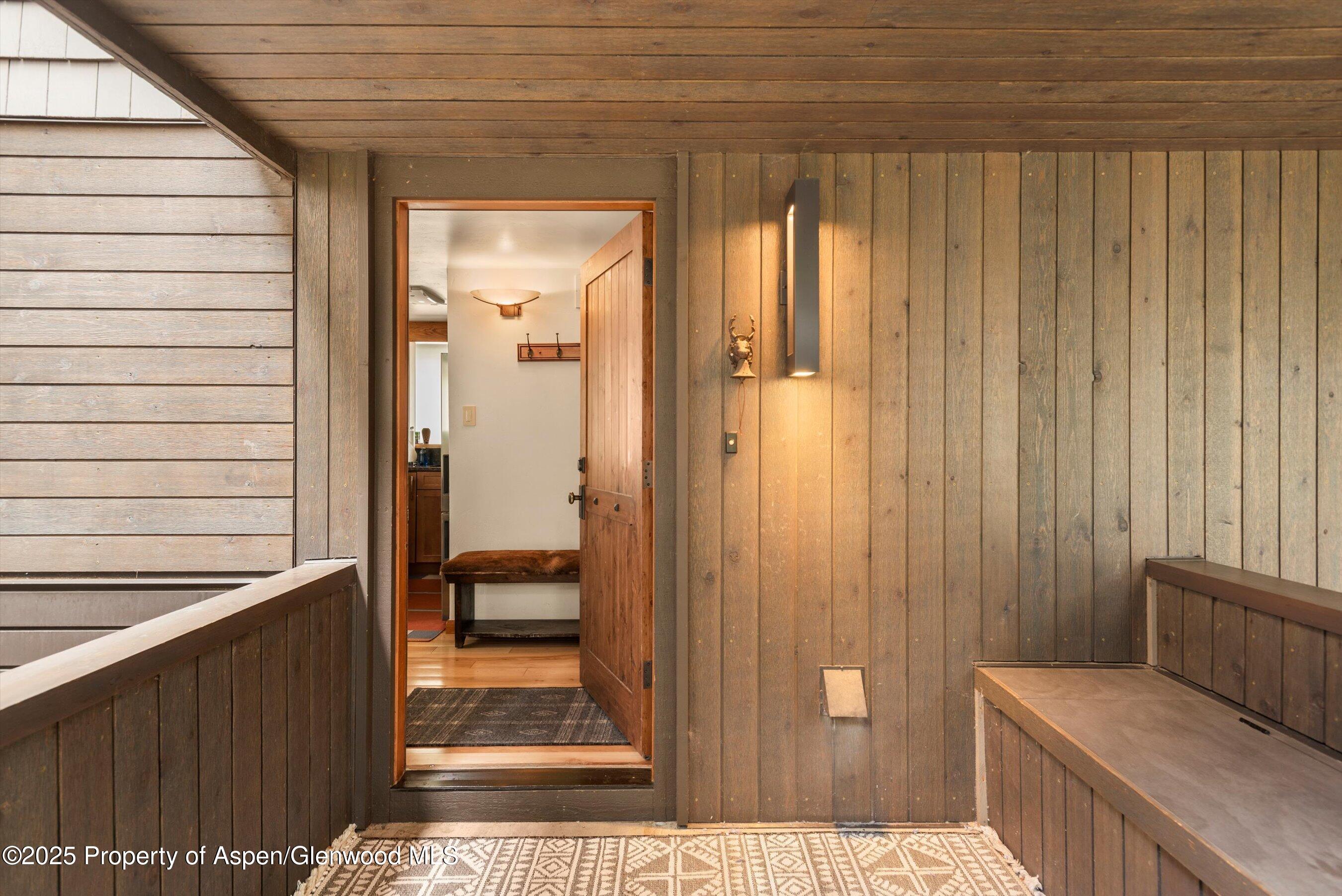 4000 Brush Creek Road, 10