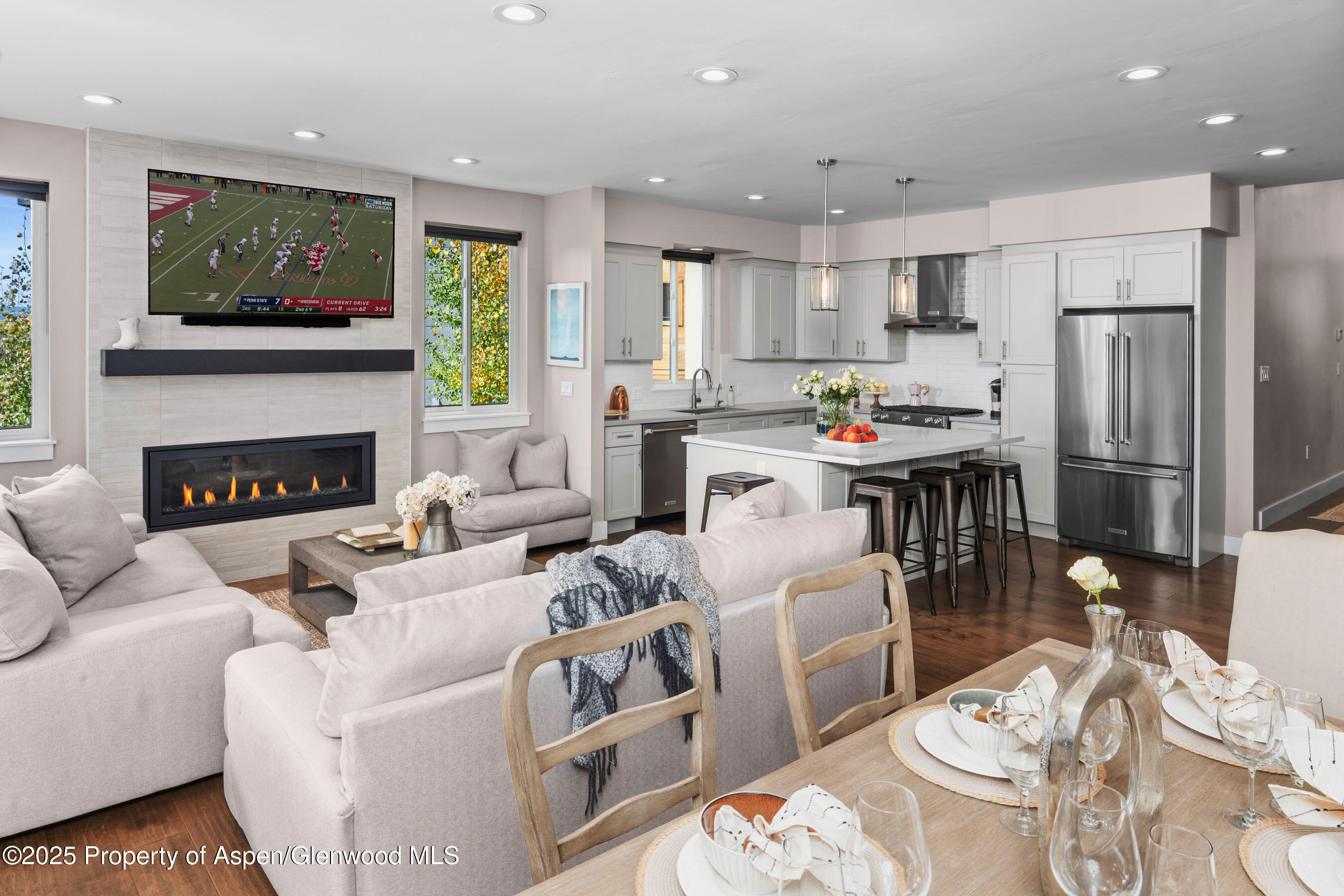 250 Overlook Ridge, 250, Basalt Unit: 250