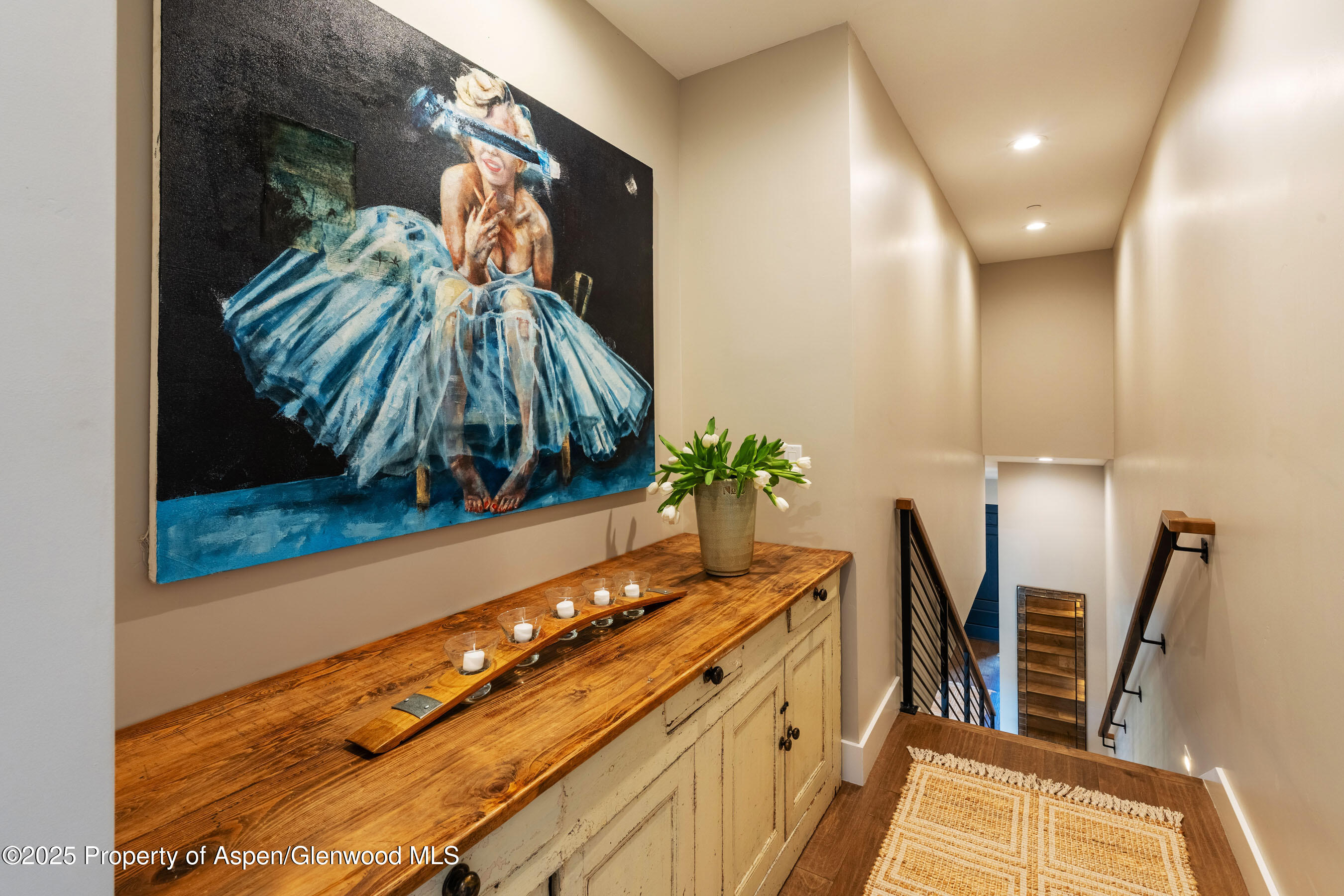 250 Overlook Ridge, 250, Basalt Unit: 250