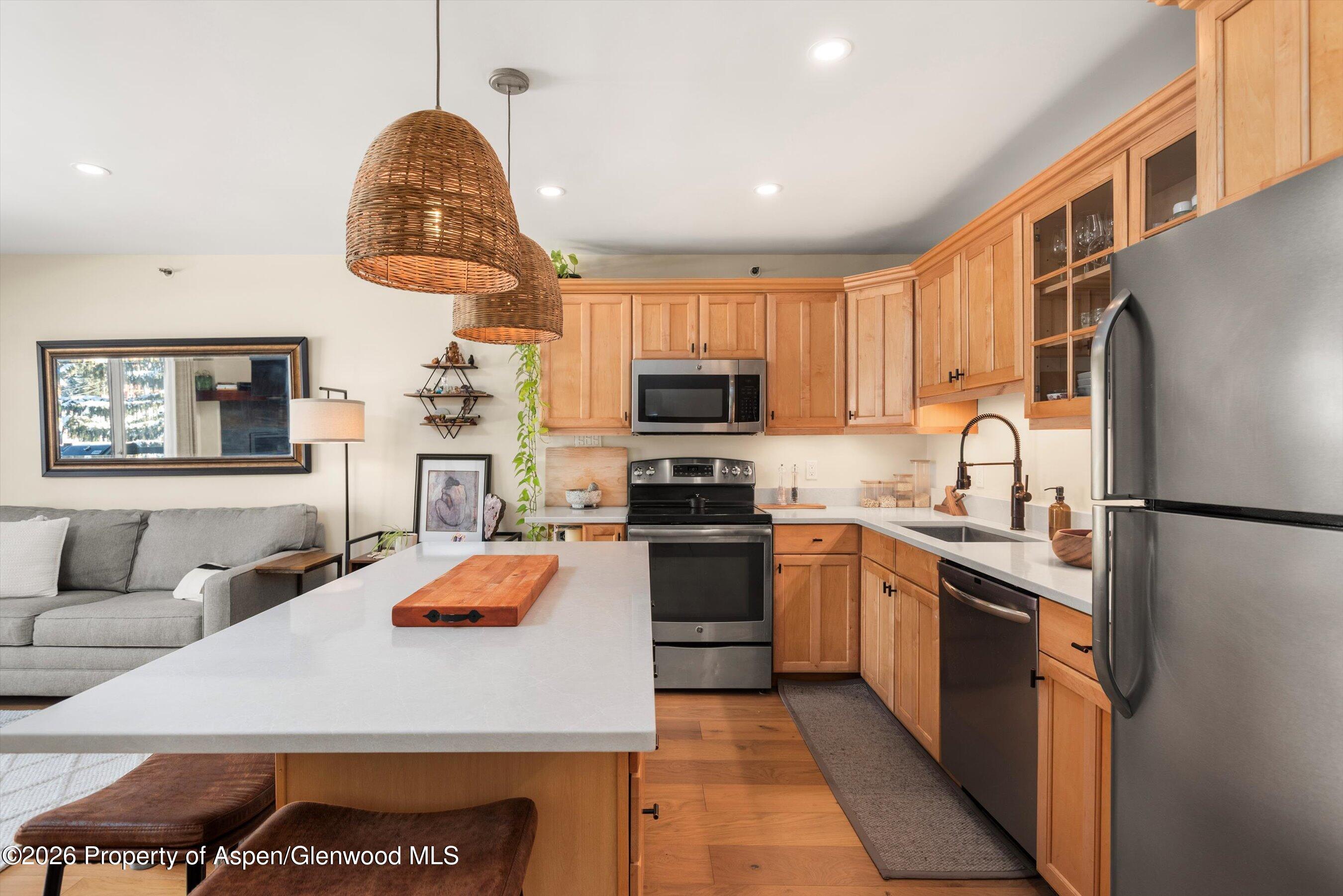 400 Wood Road D-1206