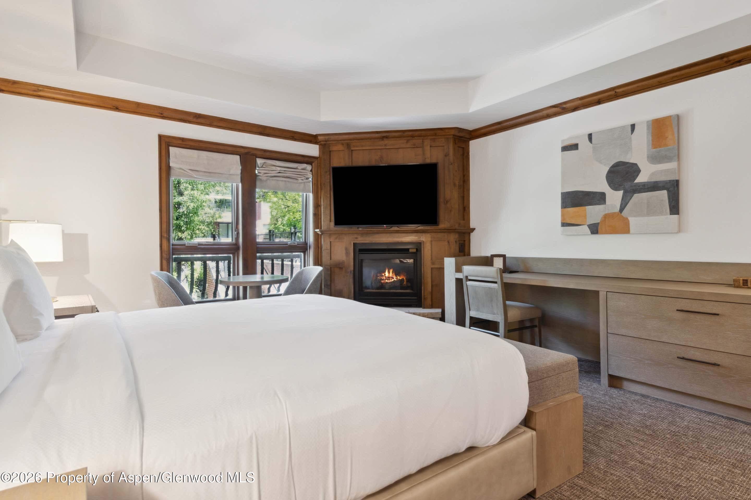 415 E Dean Street 23a, Week 8