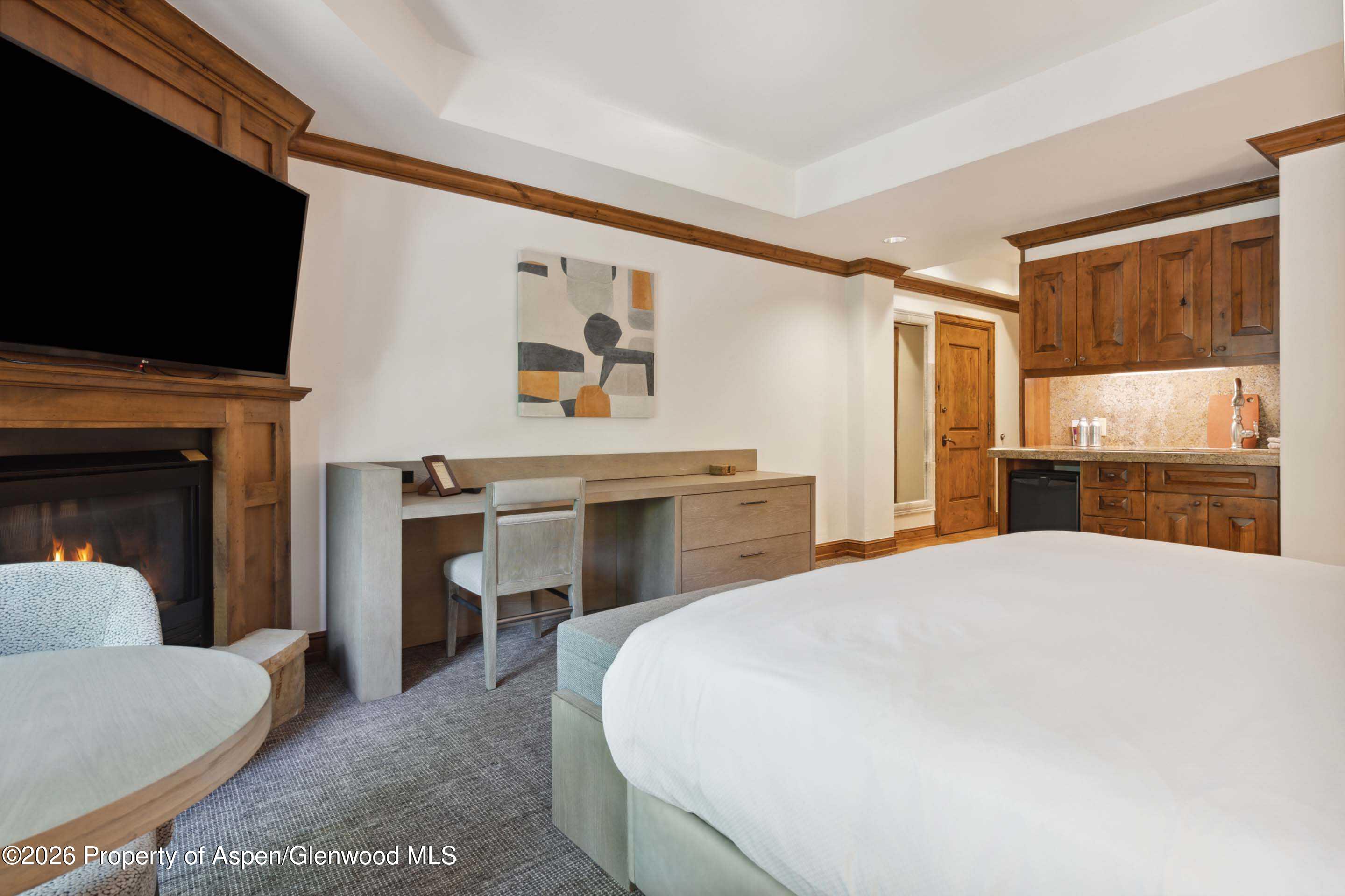 415 E Dean Street 23a, Week 8