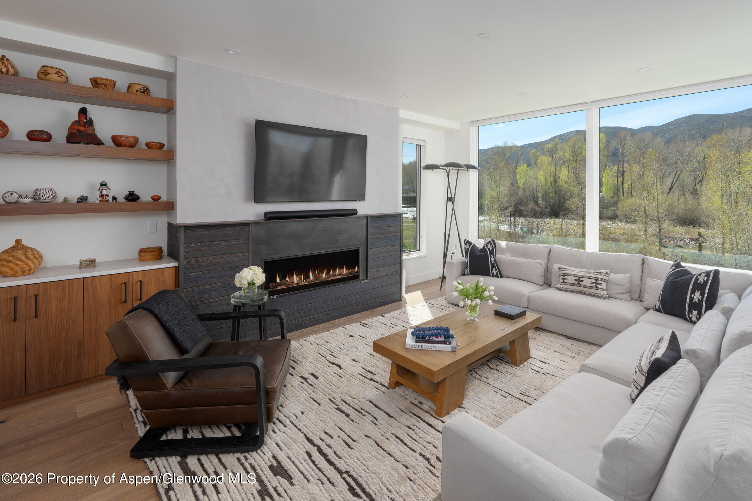 22856 Two Rivers Road