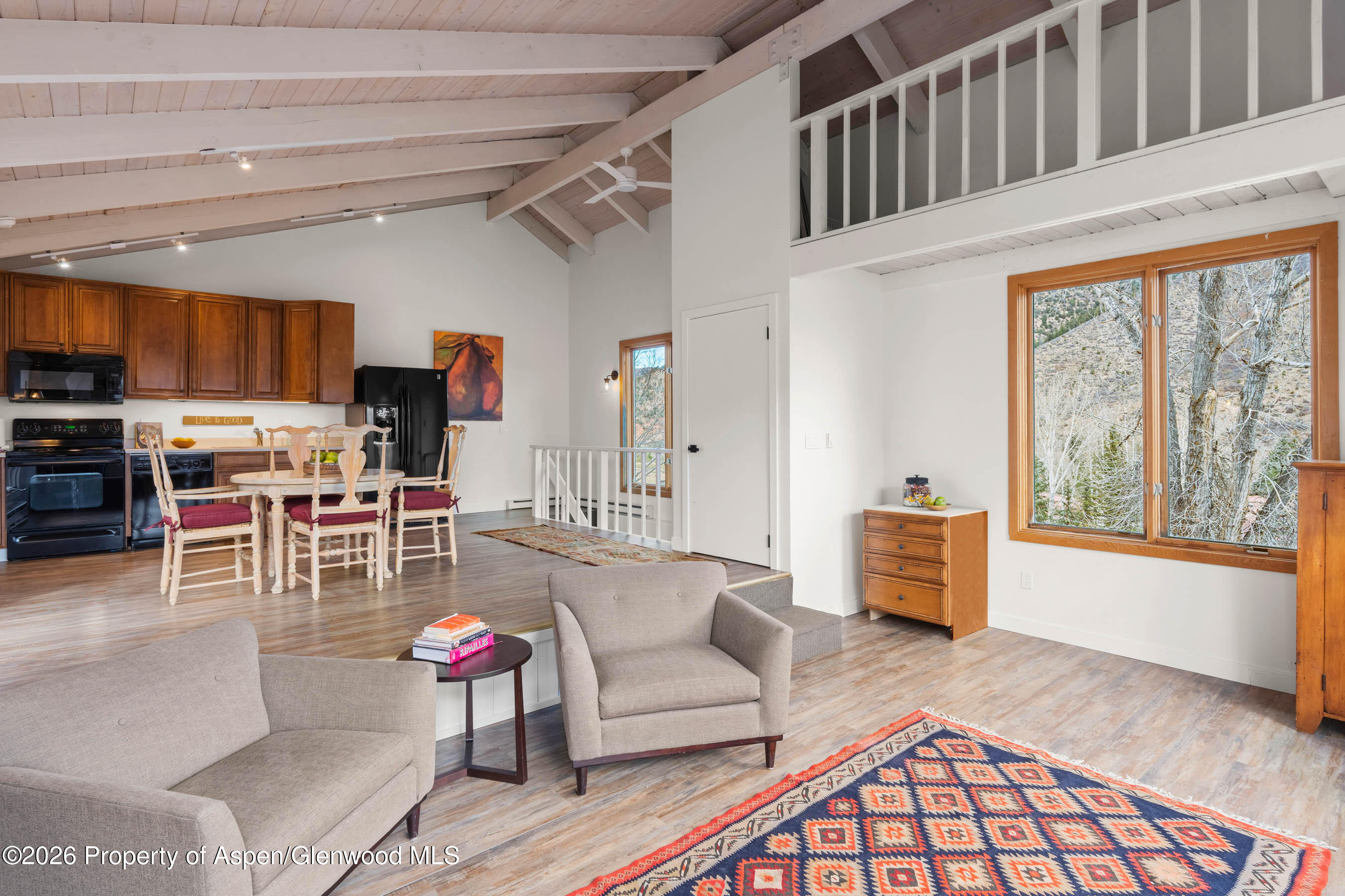 37 Picket Pin Lane