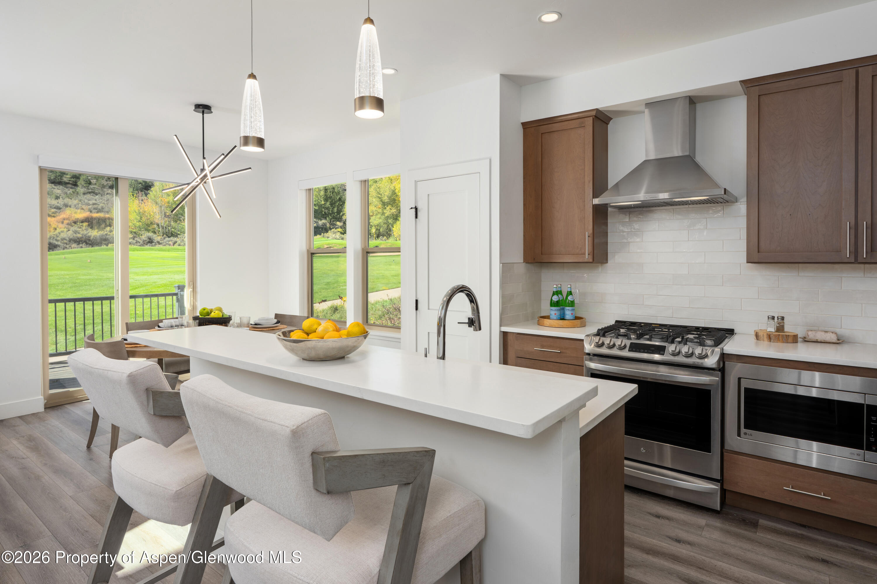 206 River Vista