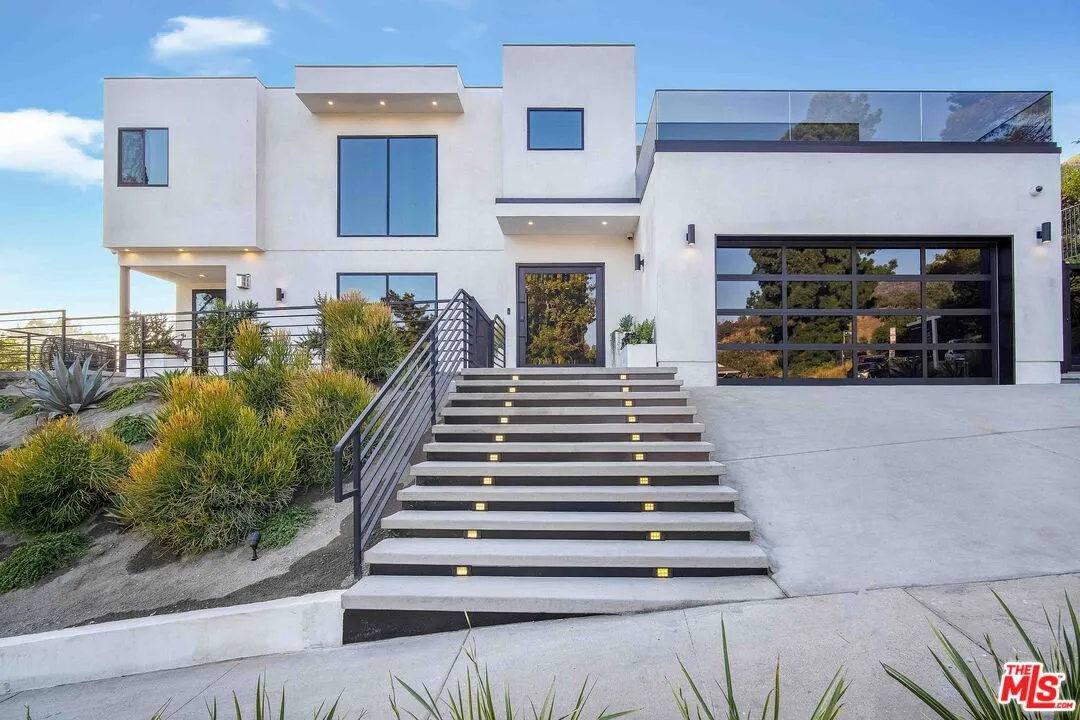 3255 Canyon Lake Dr