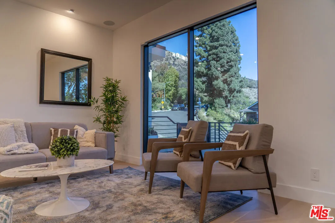 3255 Canyon Lake Dr