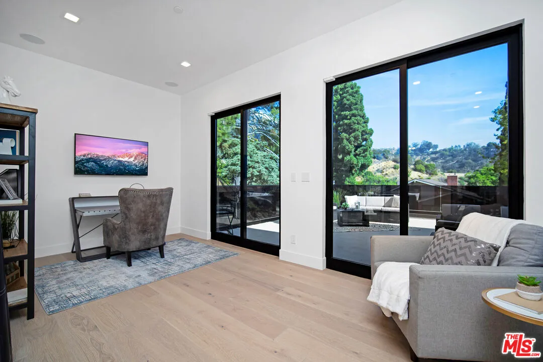 3255 Canyon Lake Dr