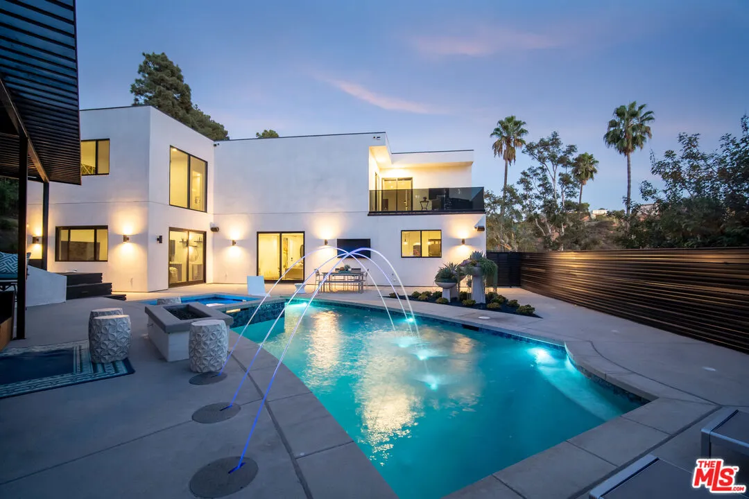 3255 Canyon Lake Dr