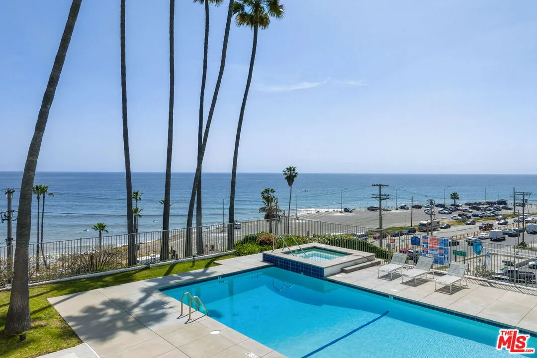 17352 W Sunset Blvd Unit 603d