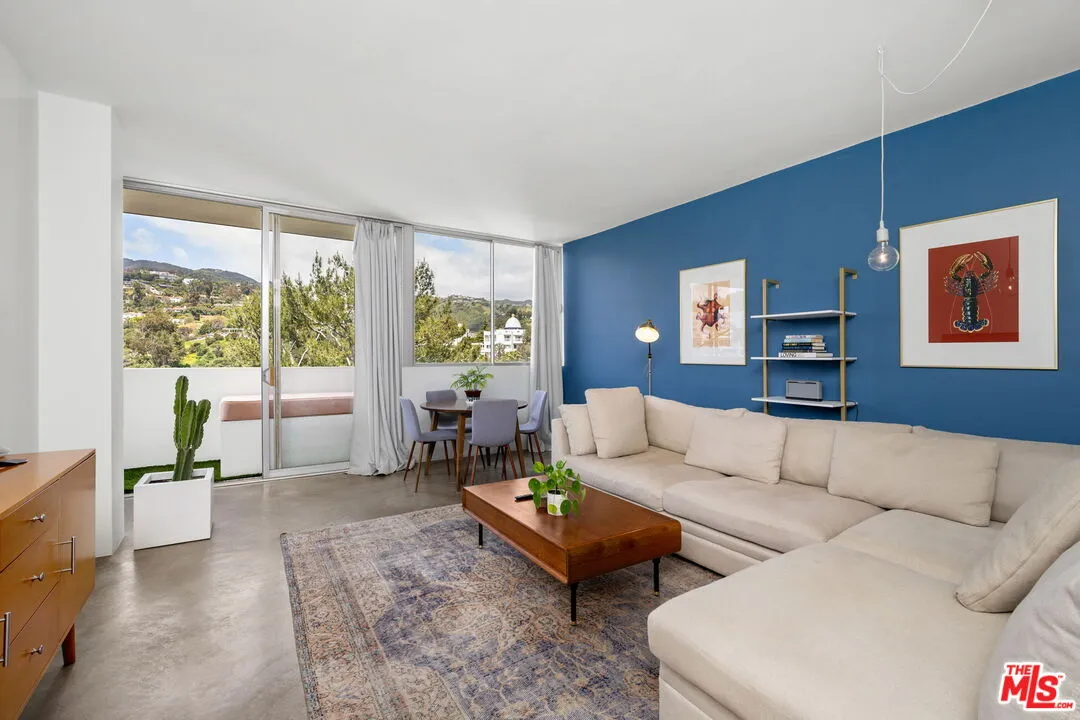 17352 W Sunset Blvd Unit 603d