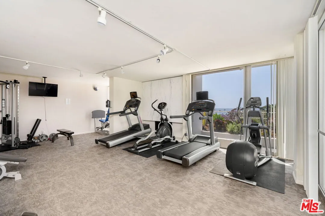 17352 W Sunset Blvd Unit 603d