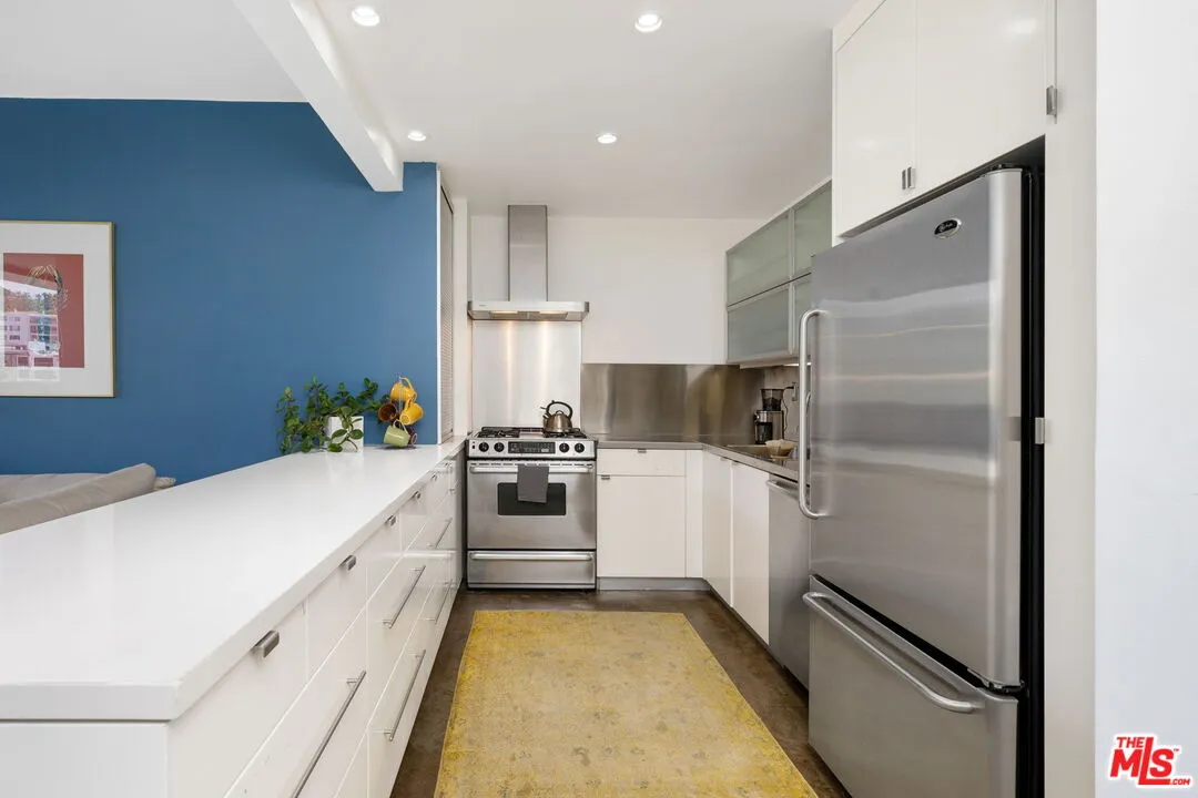 17352 W Sunset Blvd Unit 603d
