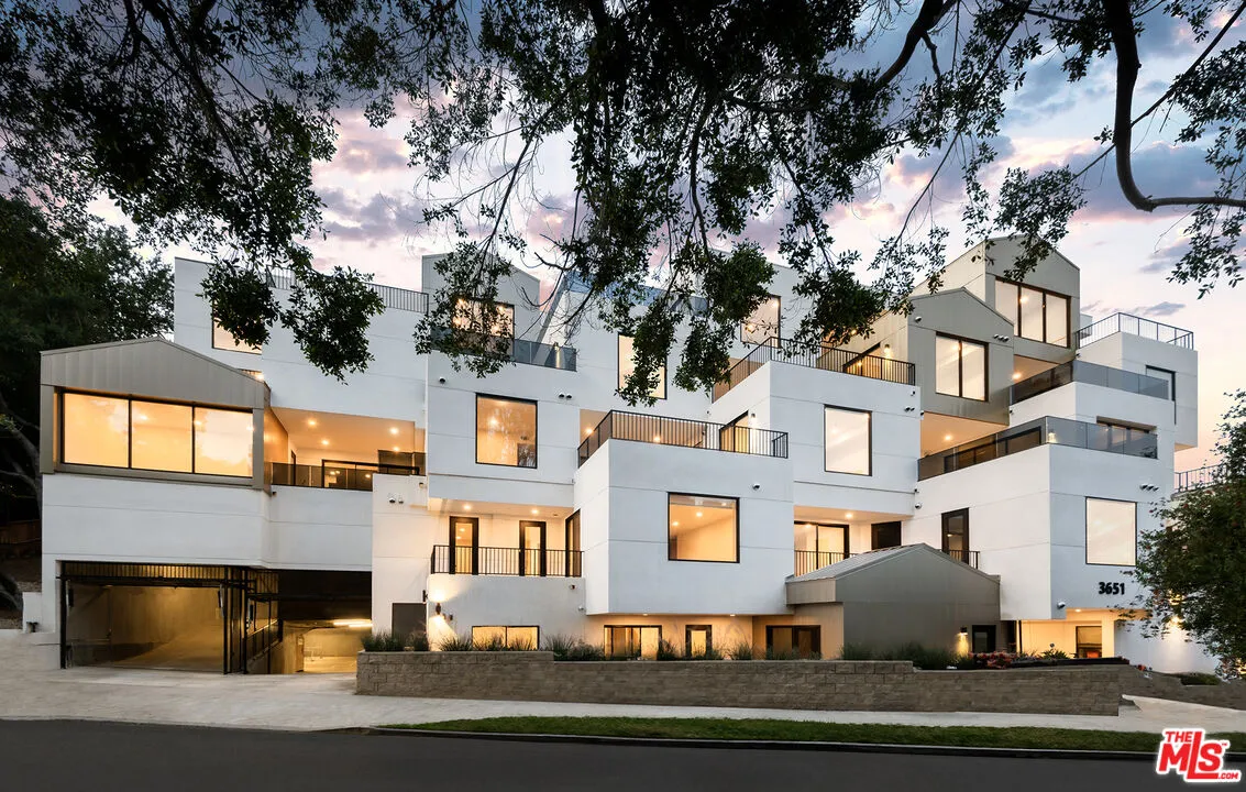 3649 Regal Pl Unit 304
