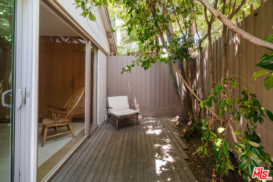 7235 Woodrow Wilson Dr