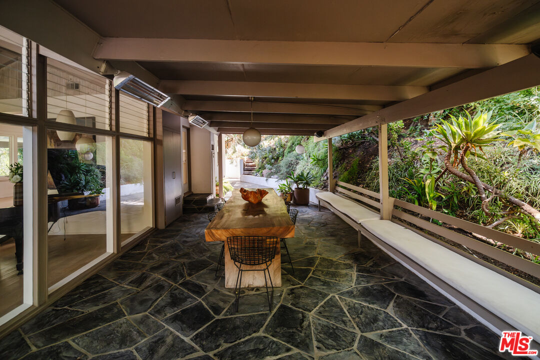 7235 Woodrow Wilson Dr