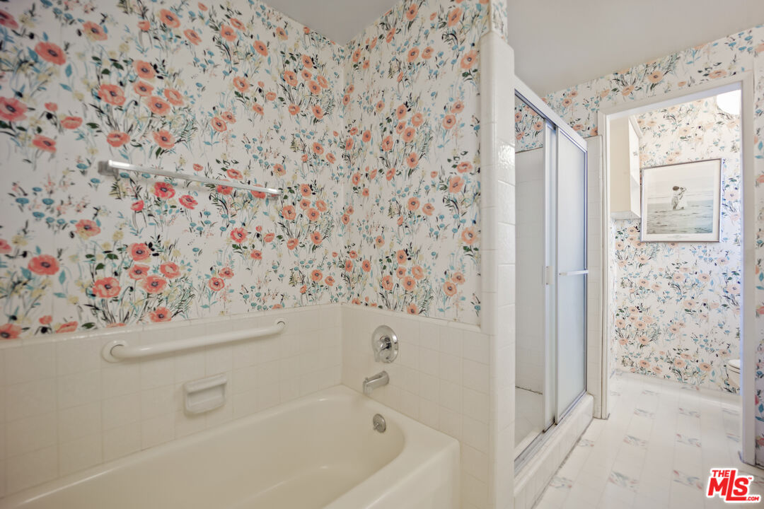 1818 Pelham Ave Unit: 205