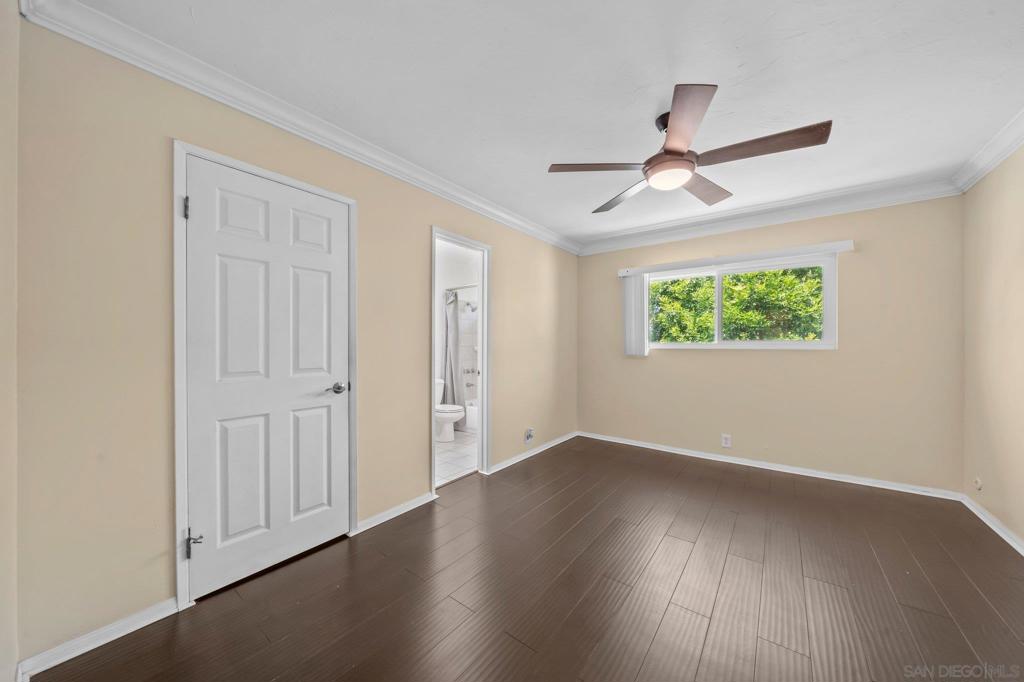 4540 Maple Ave 239