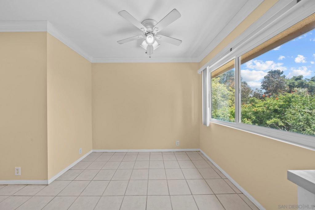 4540 Maple Ave 239