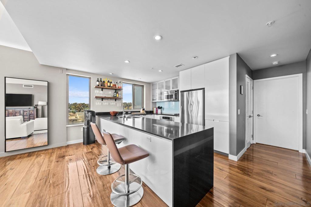 1441 9th Ave 1004