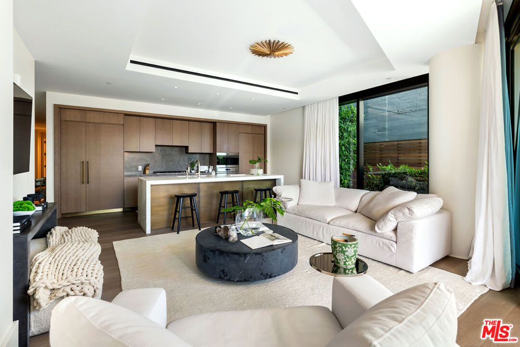 8420 Sunset Boulevard 107