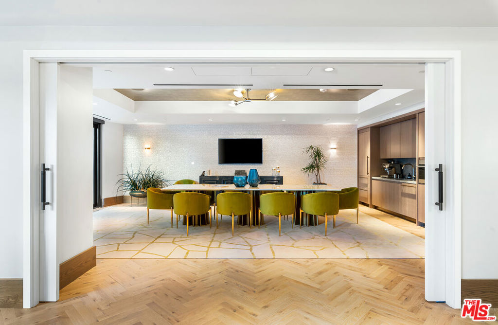 8420 Sunset Boulevard 107