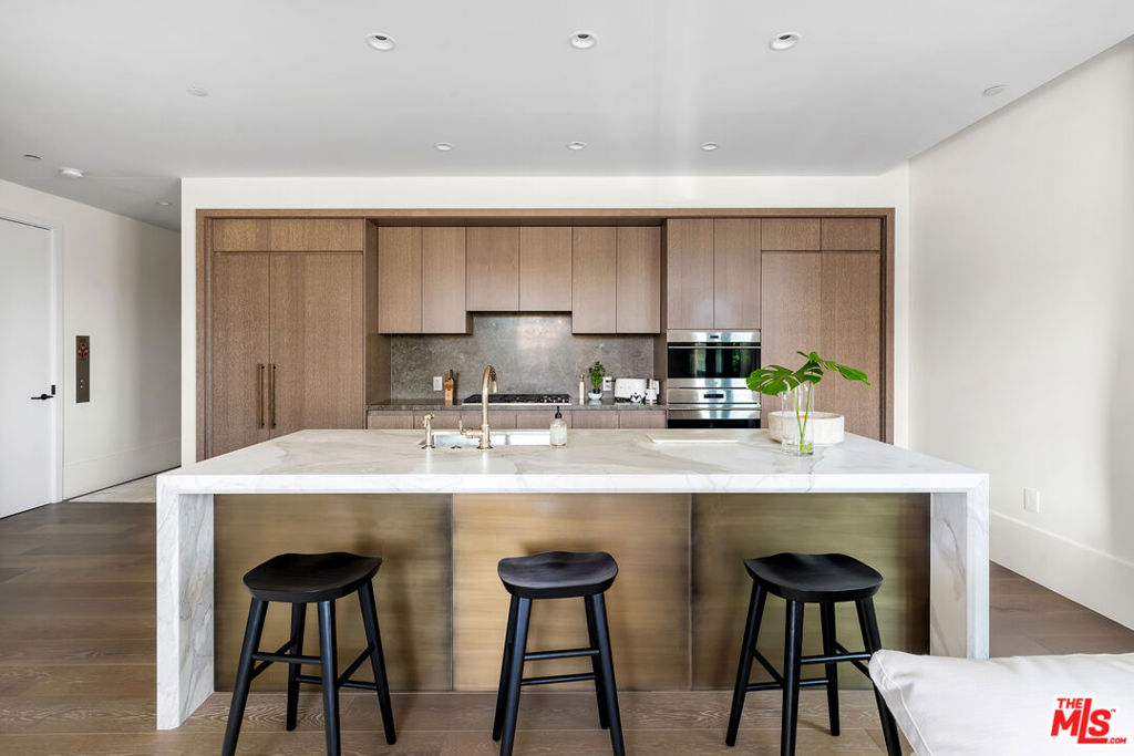8420 Sunset Boulevard 107