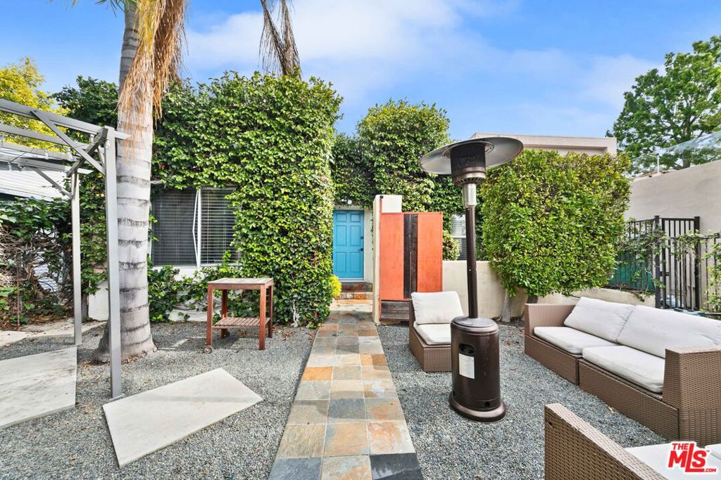 524 N San Vicente Boulevard