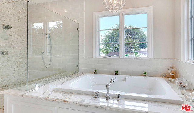 16739 BOLLINGER Drive