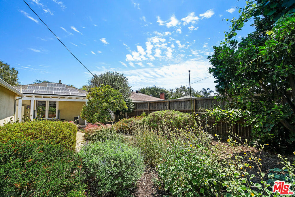 3923 Albright Avenue