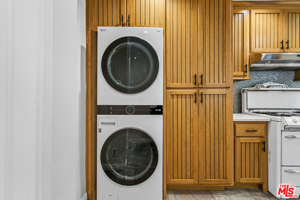 3923 Albright Avenue