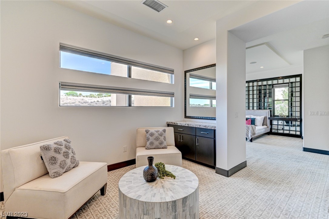 39 Coralwood Drive