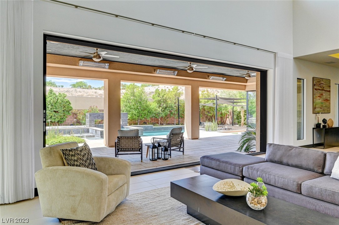 39 Coralwood Drive