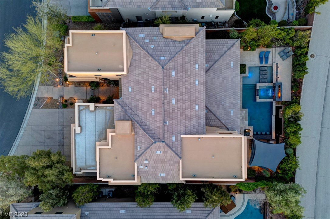 39 Coralwood Drive