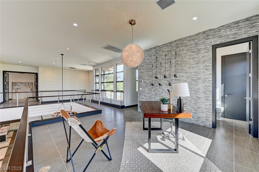 39 Coralwood Drive