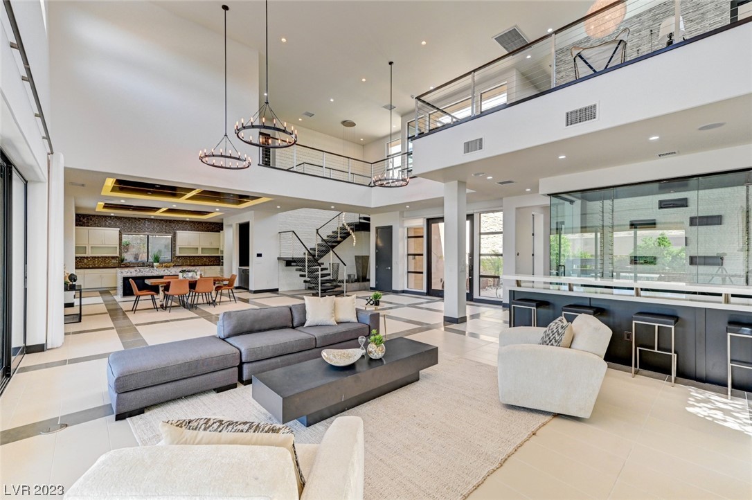 39 Coralwood Drive