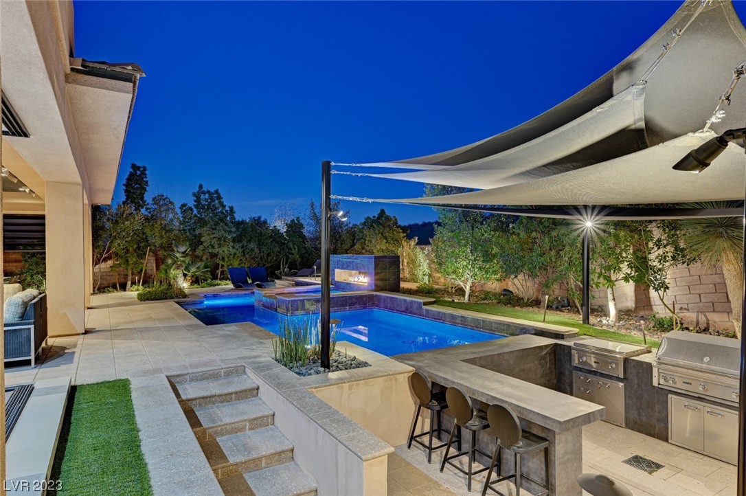 39 Coralwood Drive
