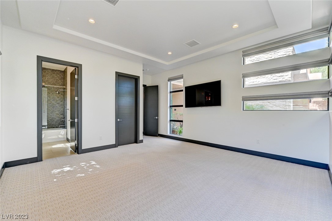 39 Coralwood Drive