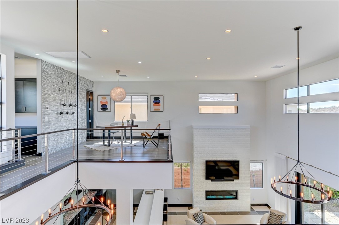 39 Coralwood Drive
