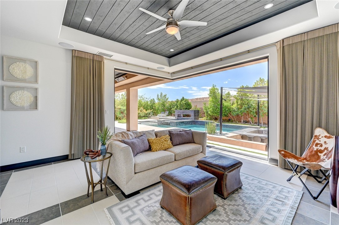 39 Coralwood Drive