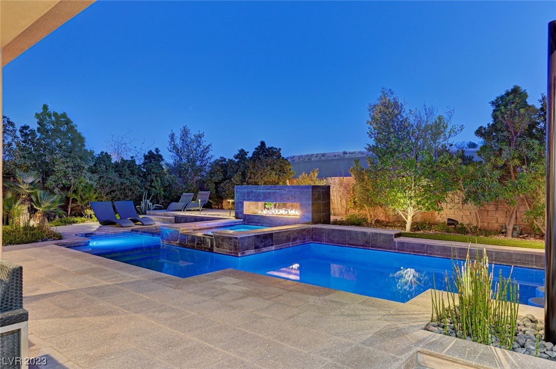 39 Coralwood Drive