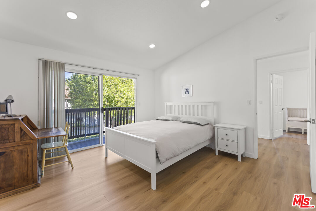 5533 Spanish Oak Ln Unit: E