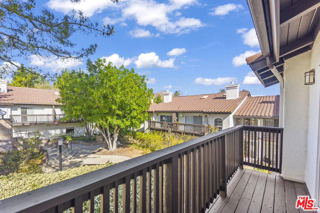 5533 Spanish Oak Ln Unit: E