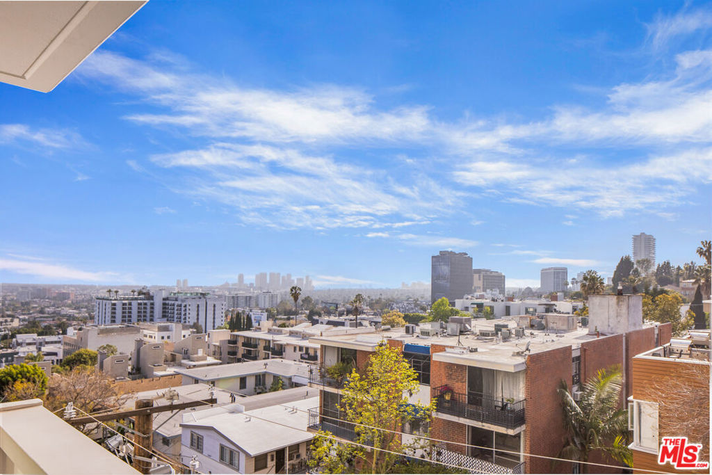 8787 Shoreham Drive 501