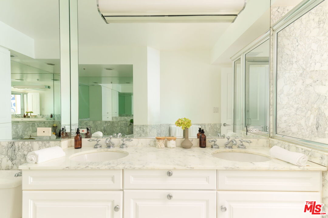 101 Ocean Ave Unit: D402