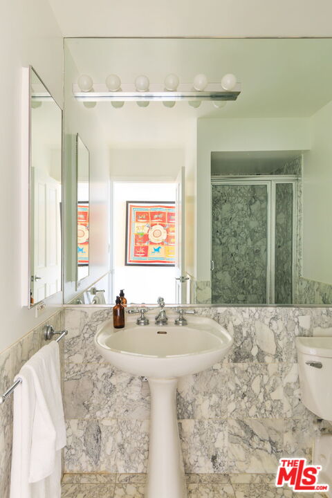 101 Ocean Ave Unit: D402