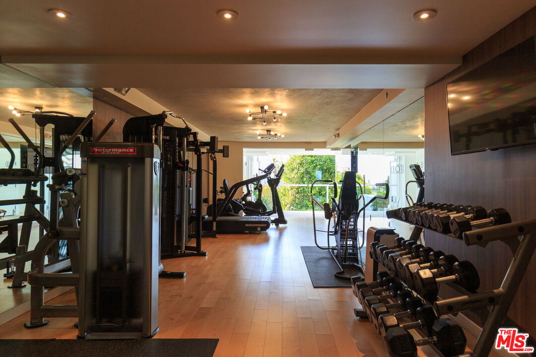 101 Ocean Ave Unit: D402