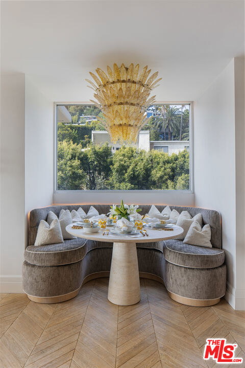 8787 Shoreham Drive 501