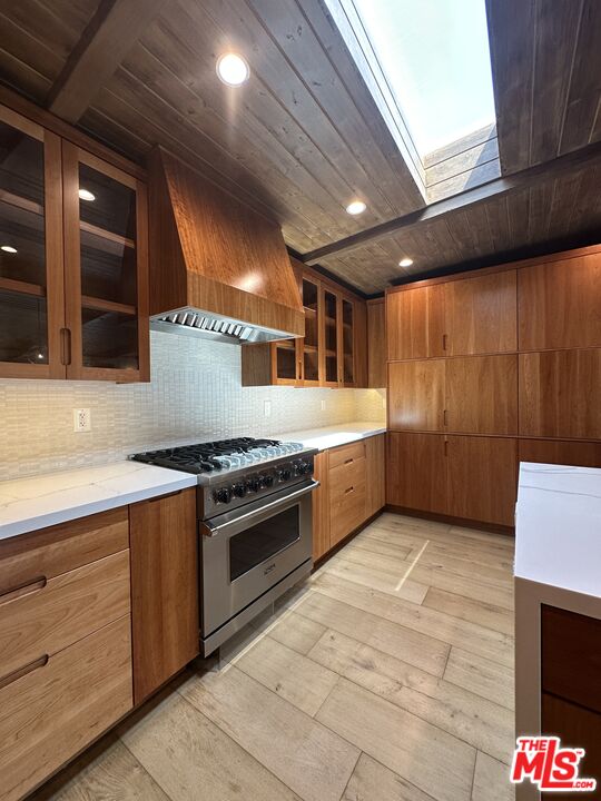 7460 Woodrow Wilson Dr